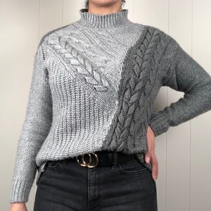 Vera Wang gray turtleneck sweater